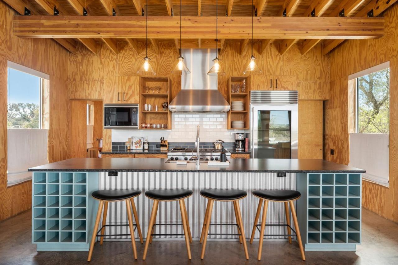 Lazo House - Riverfront With Overlooking Llano River Luaran gambar