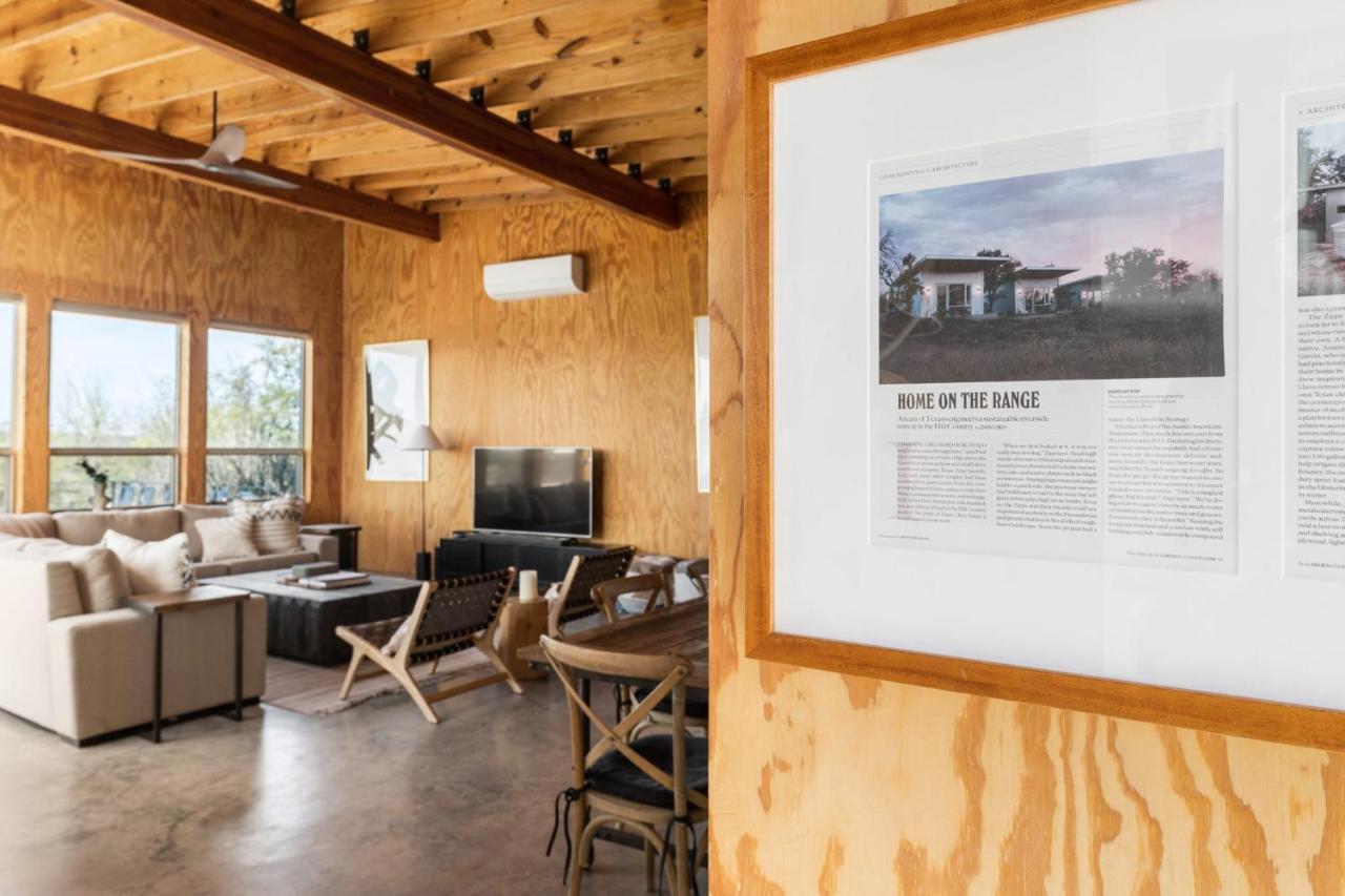 Lazo House - Riverfront With Overlooking Llano River Luaran gambar