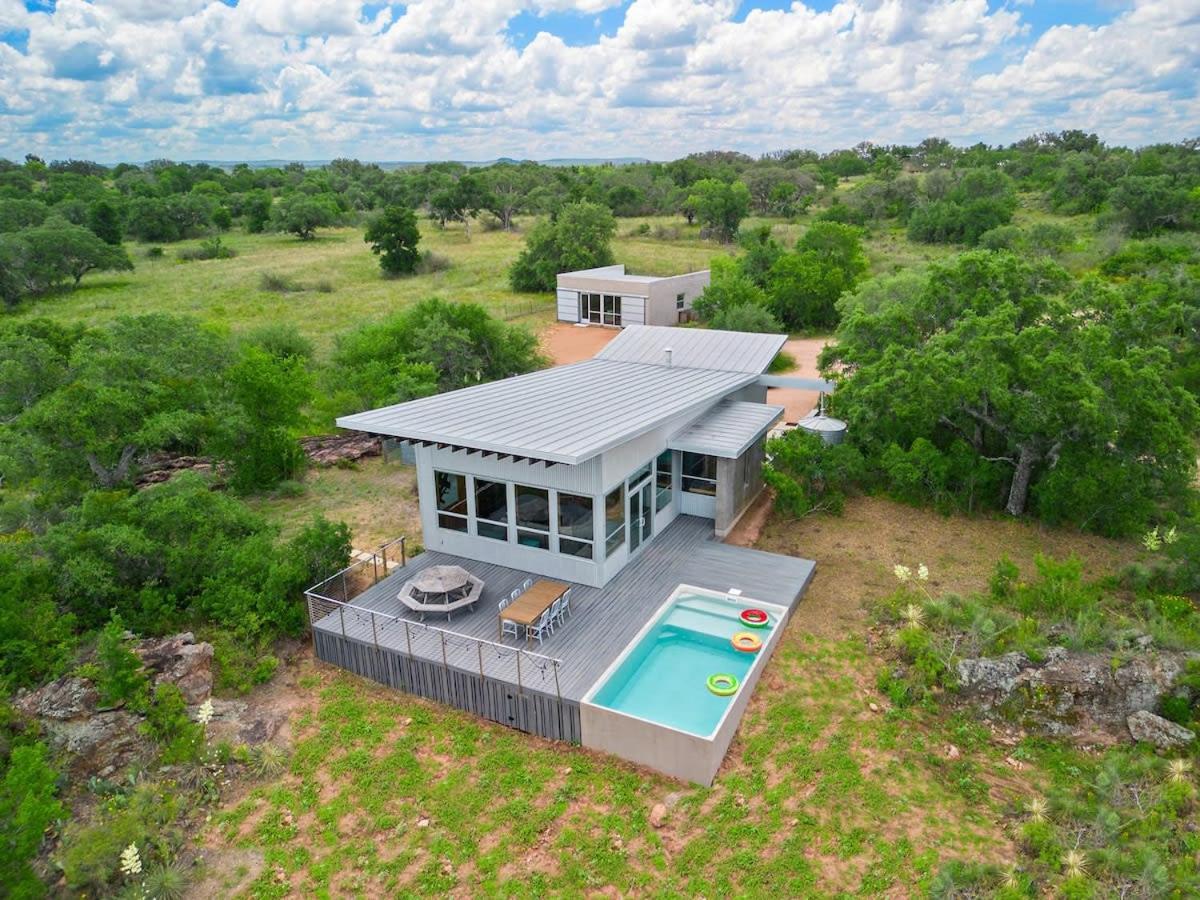 Lazo House - Riverfront With Overlooking Llano River Luaran gambar