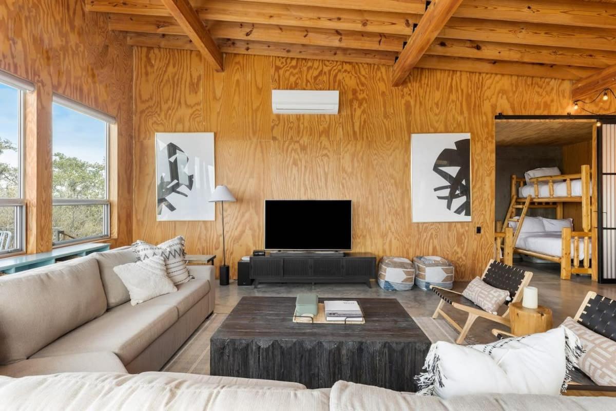 Lazo House - Riverfront With Overlooking Llano River Luaran gambar